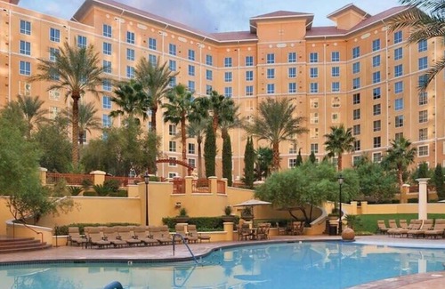 Paradise Condo | Inviting Grand Desert Condo with Easy Access to Las Vegas