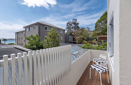 Rose Bay Apartment | Harbourside 1BR Getaway with Ocean View & Free Parking