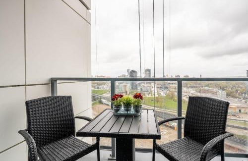 Kitchener House | Modern 1BR Condo with King Bed and City Views
