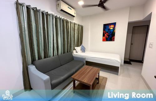 Lower Parel Apartment | Cozy 1BR Mumbai Theme Apartment in Lower Parel