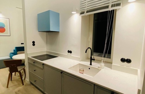 Nowa Praga House | Comfortable 1BR Townhouse Jagiellonska 27 with Breakfast