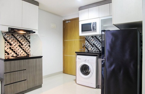 Cikarang Apartment | Cozy 1BR Oasis Apartment in Cikarang with Pool & Kitchen