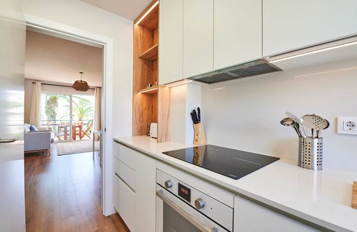 Calella de Palafrugell Apartment | Relaxing E4 Apartment with Pool Near the Beach - Rated 9/10
