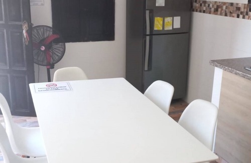 Pie del Cerro Apartment | Cozy Apartment in the Old City with WiFi and Kitchen