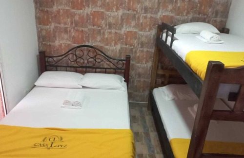 Pie del Cerro Apartment | Cozy Apartment in the Old City with WiFi and Kitchen