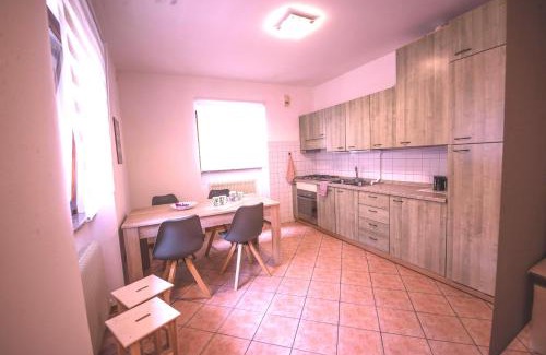 Bolognano-Vignole Apartment | Explore Bike Lovers: Inviting Stay for Families & Pets