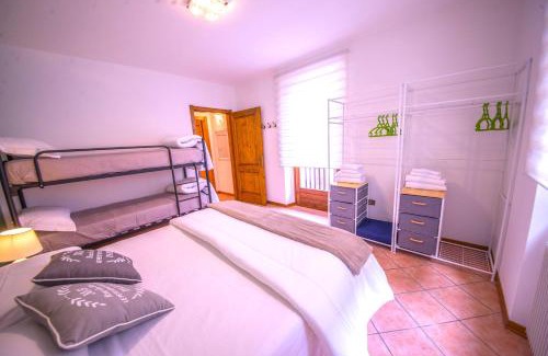 Bolognano-Vignole Apartment | Explore Bike Lovers: Inviting Stay for Families & Pets