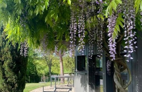 Mainneville House | Relaxing Countryside Retreat Near Paris with Pool & Spa