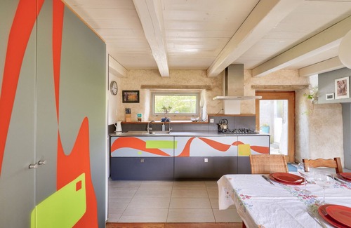 Plovan House | 1km from the beach, charming cottage for 6