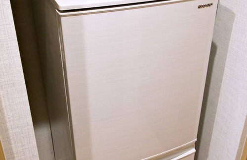 Asato Apartment | Convenient 1LDK Near Makishi Station with Family-Friendly Amenities