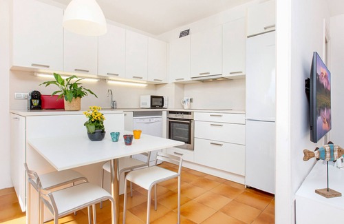 Calella de Palafrugell Apartment | Experience Oceanfront Comfort at Rotonda 2 with Pool Access