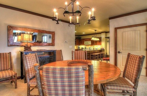 Stratton Mountain Condo | Ideal 3BR Condo at Stratton with Pool & Hot Tub Access