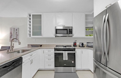 South Padre Island Apartment | Cozy 1st Floor Condo with Resort Amenities and Pool Access