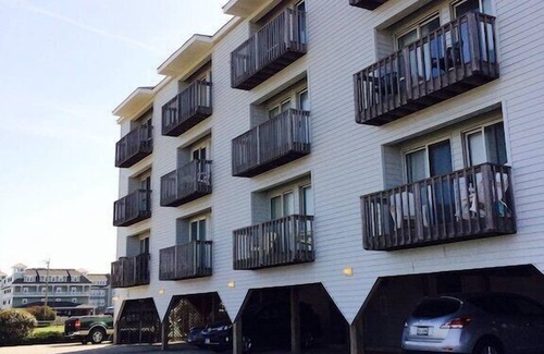 Kill Devil Hills Condo | Discover Beachside Bliss: Guest Rated 9.8 with Pool & Spa