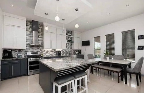 Brownsville House | Cozy 1st Floor House with Pool and Child-Friendly Amenities