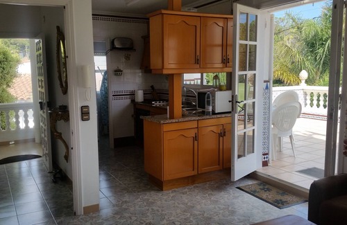 Cambrils Apartment | Elevated Retreat: Villa with Ocean View and Large Terrace
