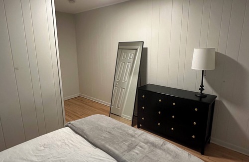 New Brunswick House | 1st Floor Unit in New Brunswick. Walkable distance to everything!