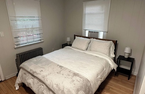 New Brunswick House | 1st Floor Unit in New Brunswick. Walkable distance to everything!