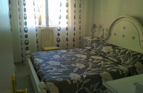 San Luis Apartment | Cozy 1th Line Apartment in Playa del Cura with Ocean View