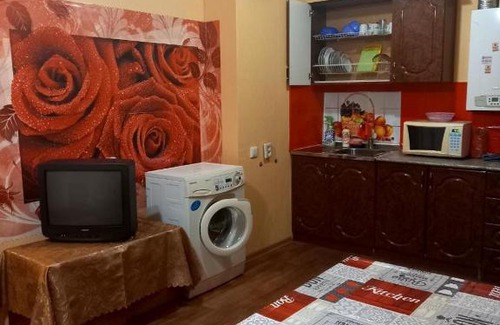 Yoshkar-Ola Apartment | Convenient 2-Bedroom Apartment on Mashinostroiteley Street