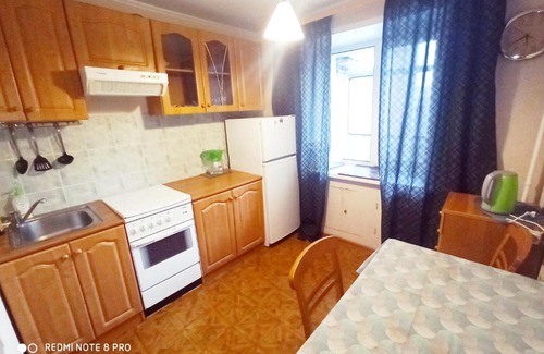 Novosibirsk City Centre Apartment | Convenient 2-Bedroom Near Siberian Metro Station