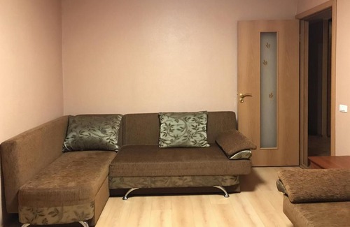 Penza Apartment | Cozy 2-Bedroom Apartment in Central Penza with Hot Tub