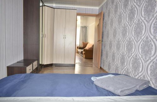 Kokshetau Apartment | Cozy 2-Bedroom Apartments at Gabdullina 46a for Families