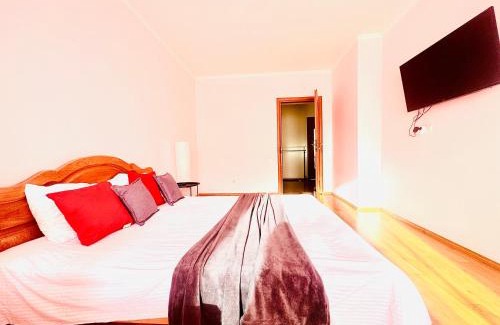Yavory Apartment | Budget-Friendly 2-Room Stay at Vernadskogo 8