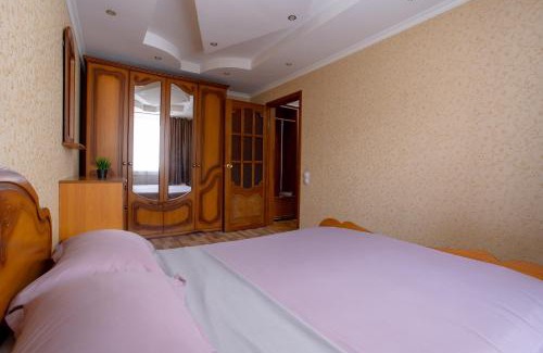 Kostanay Apartment | Cozy 2-Bedroom Apartment in Central Kazybaeva Street