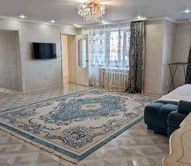Kokshetau Apartment | Family-Friendly 2-Bedroom Apartment with Hot Tub