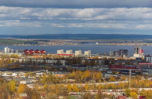 Petrozavodsk Apartment | Stylish 2-Bedroom Apartment with Unique City Views
