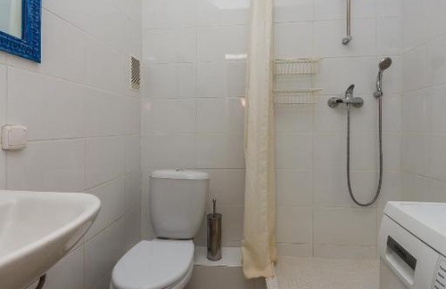 Petrozavodsk Apartment | Stylish 2-Bedroom Apartment with Unique City Views