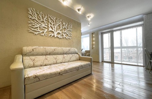 Petropavlovsk Apartment | Cozy 2-Bedroom Apartment with Inviting Hot Tub