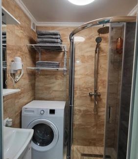 Berehove Apartment | Convenient 2-Bedroom Apartment in Central Berehove