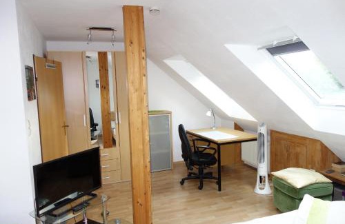 Sahlkamp Apartment | Family-Friendly 2.5 Room Apartment in Hannover/Nord