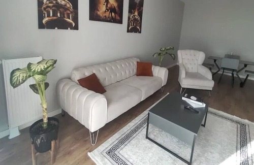 Kucukcekmece Apartment | Modern 2+1 Apartment with Balcony on the 23rd Floor