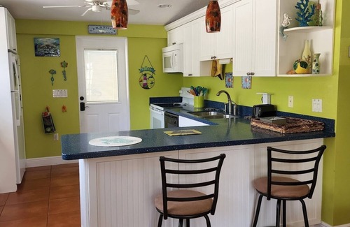 South Gate Ridge House | Pet-Friendly Retreat Near Top Beach with Private Yard