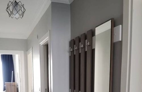 Cayirova Condo | Convenient 2+1 Flat Near Marmaray - Perfect for Families