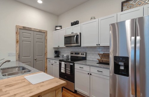 Waynesville Apartment | Prime Location on Main Street - Family-Friendly Retreat!