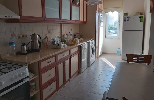 Alanya Apartment | Family-Friendly 2+1 with Pool in Central Location