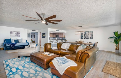 Independence Square Condo | Beachfront Escape: 2-Bedroom with Ocean View & Pool