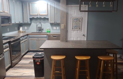 Tallahassee House | Your Home Away From Home: Rated 10/10, Family-Friendly Stay