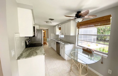 South Venice House | Relax in a Beachside Pool Home with Bikes and Kayaks!