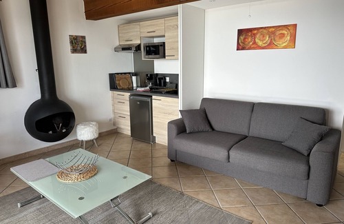 Eccica-Suarella Cottage | Cozy Gite with Pool and Ocean Views Near Porticcio