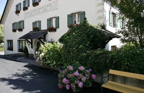 Telfes im Stubai Apartment | Cozy Apartment for 2-4 in Tirol - Enjoy Pool & Hot Tub
