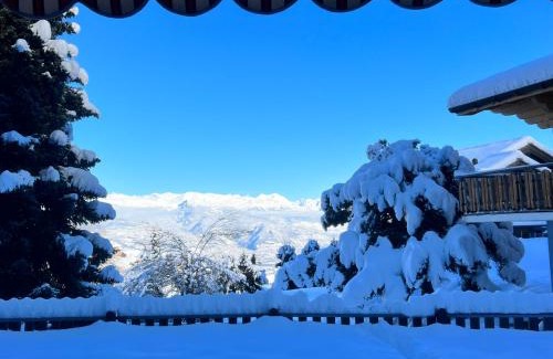 Nendaz Apartment | Inviting 2.5-Bedroom Retreat in Haute-Nendaz with Pool