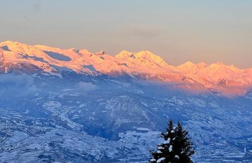 Nendaz Apartment | Inviting 2.5-Bedroom Retreat in Haute-Nendaz with Pool