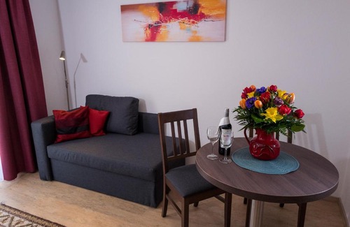 Obing Apartment | Explore 2-Bedroom Apartment Chiemgauer Seenglück Retreat