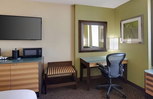 San Jose Hotel | Enjoy 2 Welcoming Units with Pool Near Historic Sites