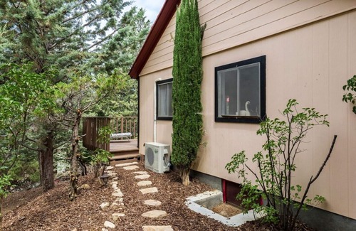 Julian House | Discover "Time Traveler Retreat": 9.8 Rated, Pet Friendly!